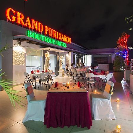 ホテル Grand Puri Saron ジョグジャカルタ エクステリア 写真